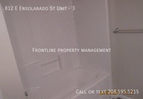 Building Photo - 812 E Ensolarado St
