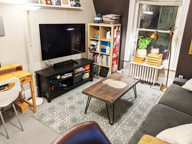 Building Photo - 471 Commonwealth Ave