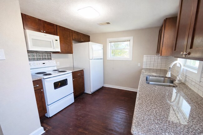 Building Photo - 5012 Avenue K Ave