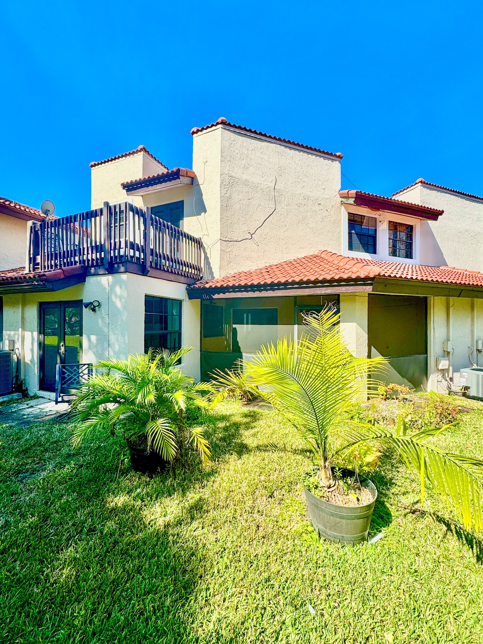 Building Photo - 9151 W Sunrise Blvd