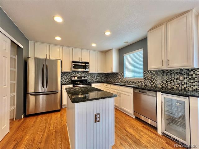 Building Photo - 22136 Wintergreen Way