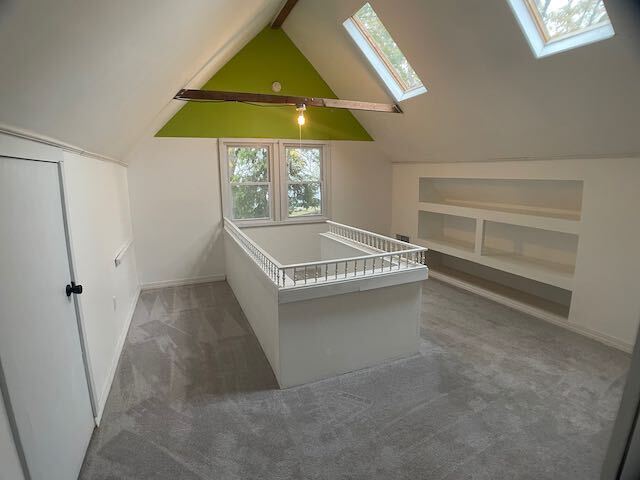 Building Photo - River Beach Drive