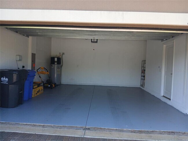 Building Photo - 10143 Newminster Loop