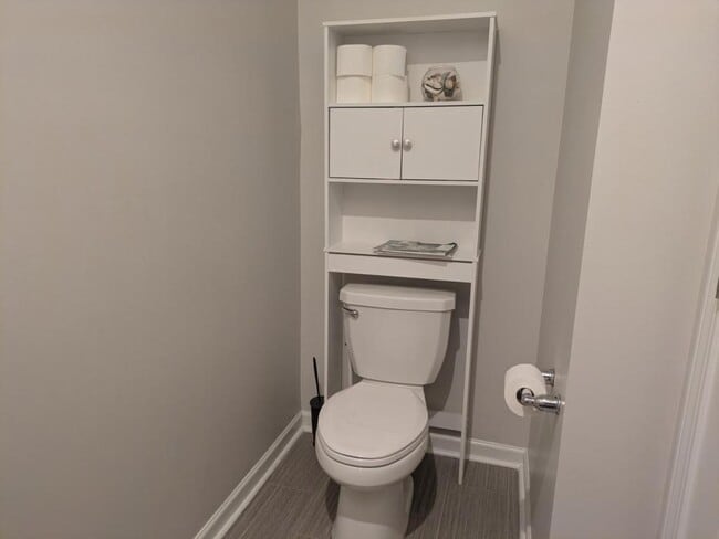 Building Photo - 156 Carolina Lakes Blvd