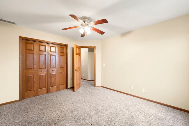 Building Photo - 1477 Stonefield Dr