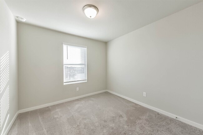 Building Photo - 5723 Madden Ln