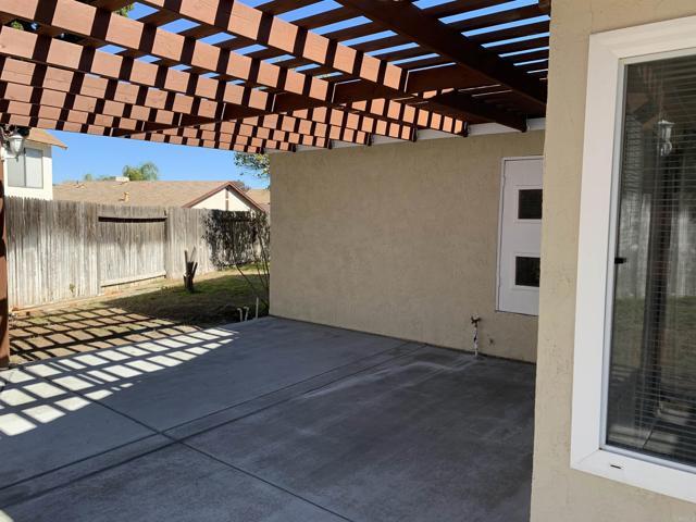 Building Photo - 856 Crystal Creek Ct
