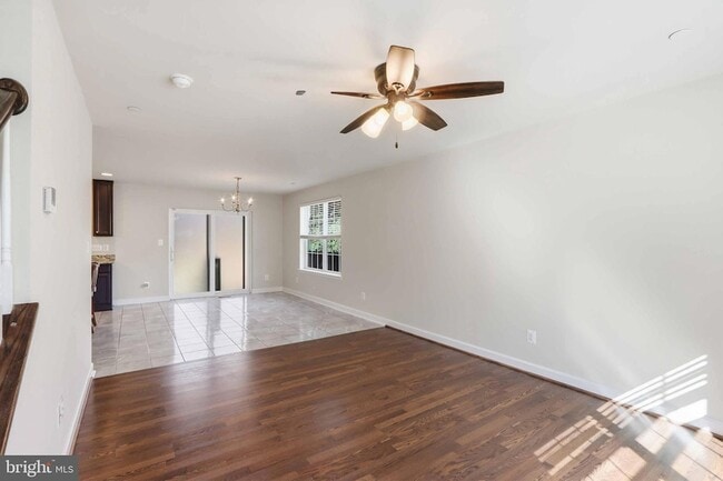 Building Photo - 410 Thelma Rd