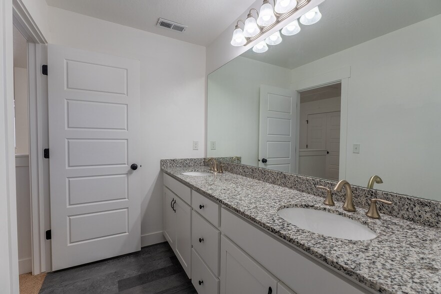 Building Photo - 3955 W 740 N