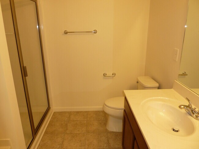Building Photo - Beautiful Brick Home in Primrose Creek – B...