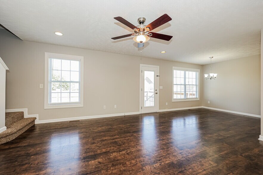 Building Photo - 4828 Ark Ln