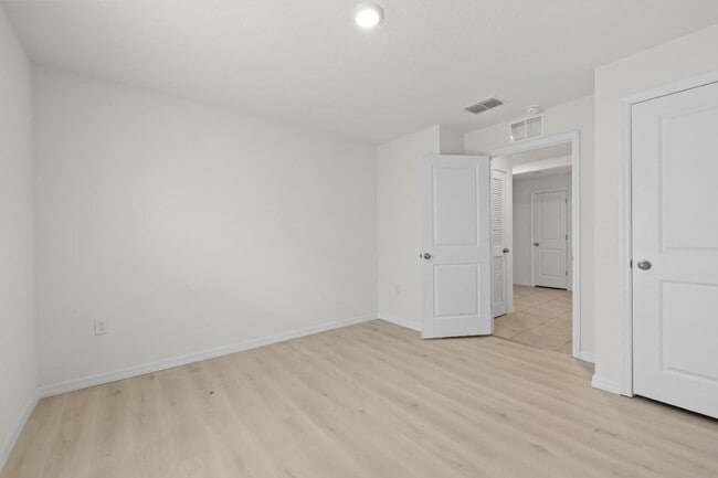 Building Photo - Recently Updated One Story - 4BR For Rent