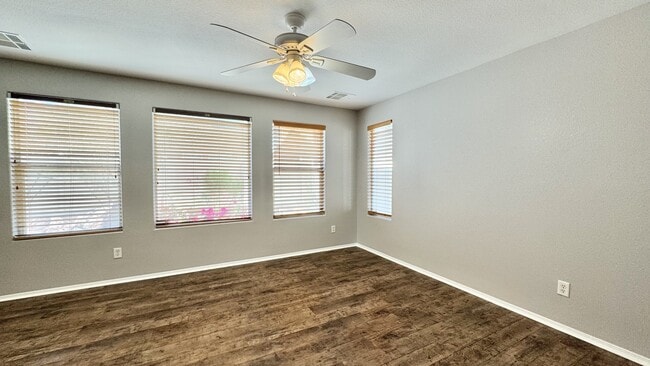 Building Photo - 4663 Aventura Canyon Ct