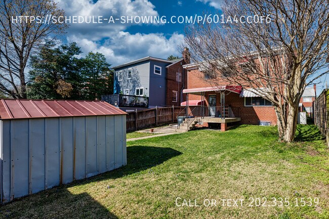 Building Photo - 1525 Channing St NE