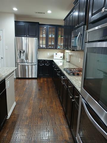Building Photo - 2642 Calmwood Dr