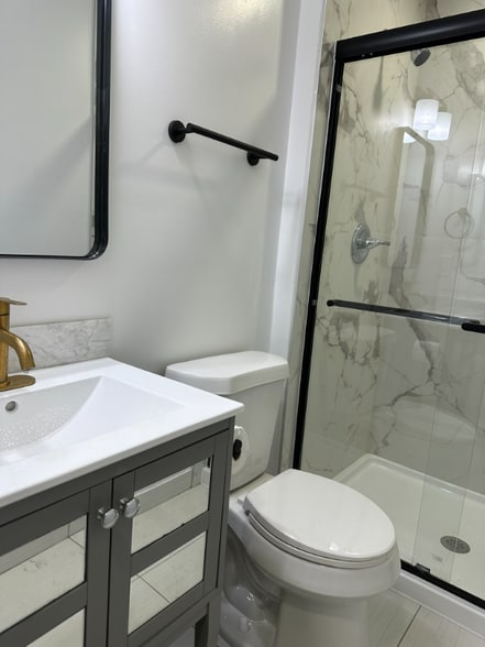 Building Photo - 28530 Grayling Ave