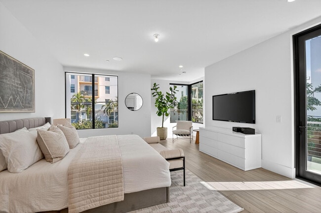 Building Photo - 204 Osceola Park Ln