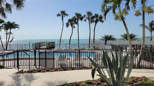 Building Photo - 4822 Ocean Blvd