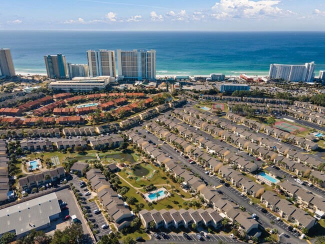 Building Photo - Gulf Highlands Beach Resort