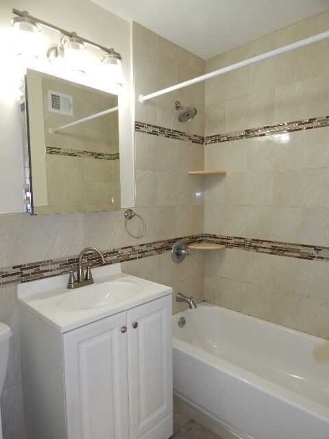 Building Photo - 270 Marin Blvd