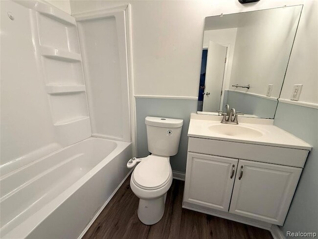 Building Photo - 23647 Stonehenge Blvd