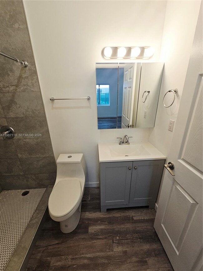 Building Photo - 127 NE 184th Terrace