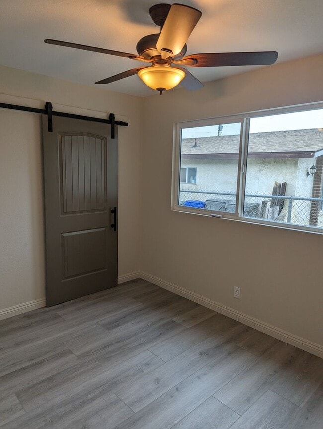 Building Photo - 3 bedroom/ 2 bath Newly Remodeled Home in ...