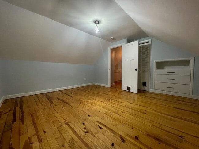 Building Photo - 138 Pine Grove Dr
