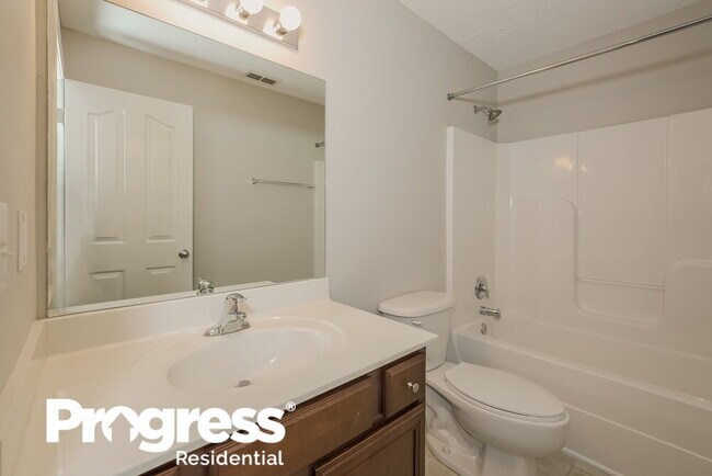 Building Photo - 1955 Odessa Ave