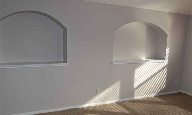 Building Photo - 22755 Cascade Springs Dr