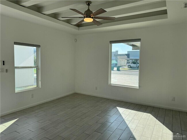 Building Photo - 22 S Sports Dr