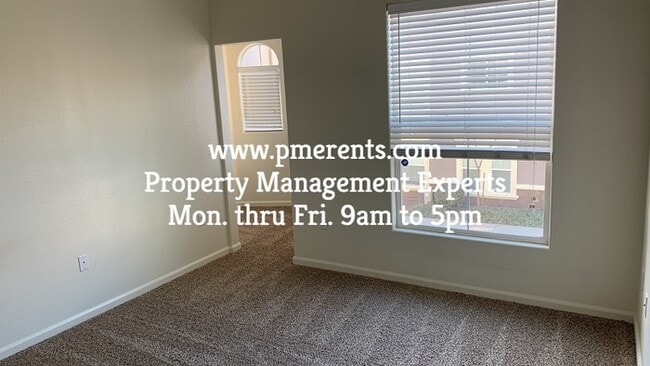 Building Photo - 5551 Tares Cir