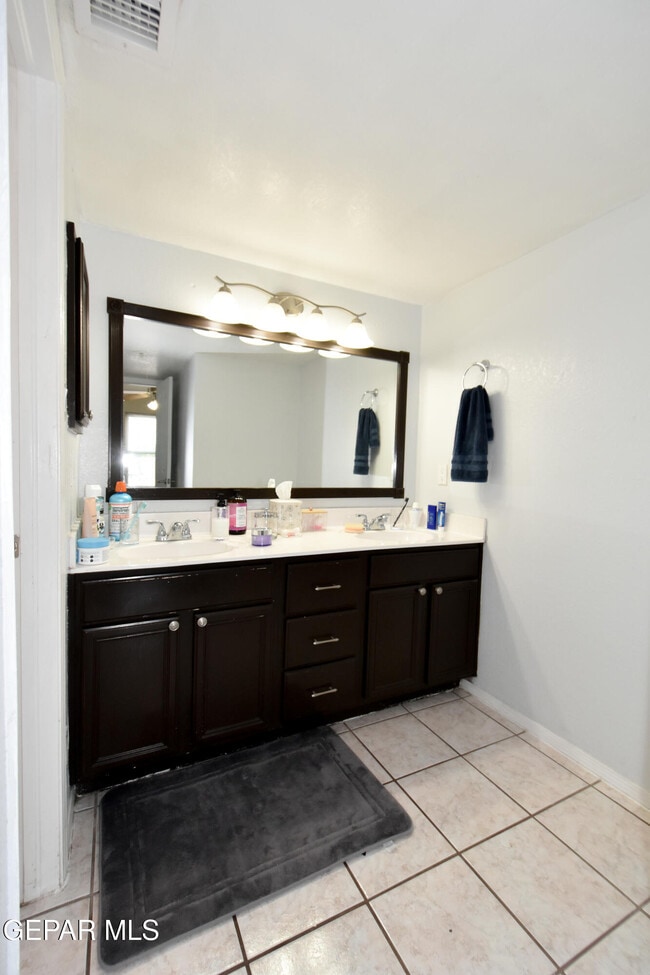 Building Photo - 6189 Night Fall Pl