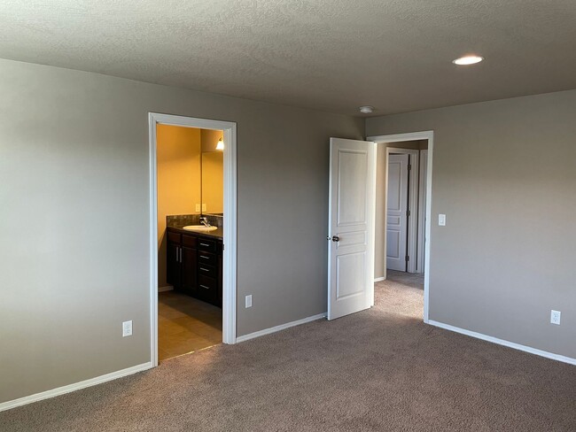 Building Photo - Come Home to This Beautiful 3 Bedroom 3 Bathroom 2 Story Home!!!