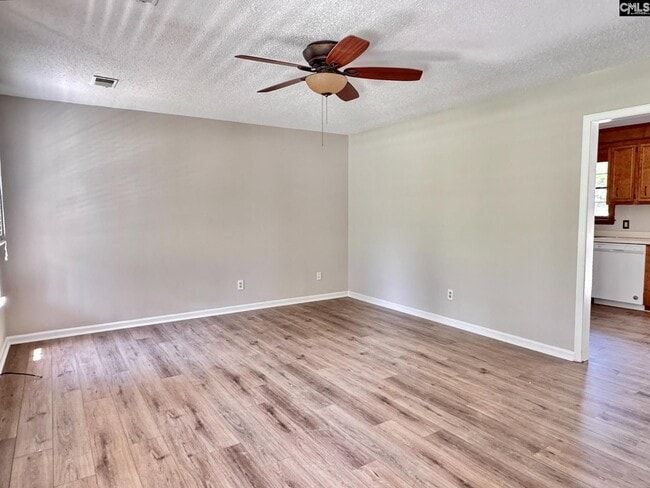 Building Photo - 103 Riverwalk Ct