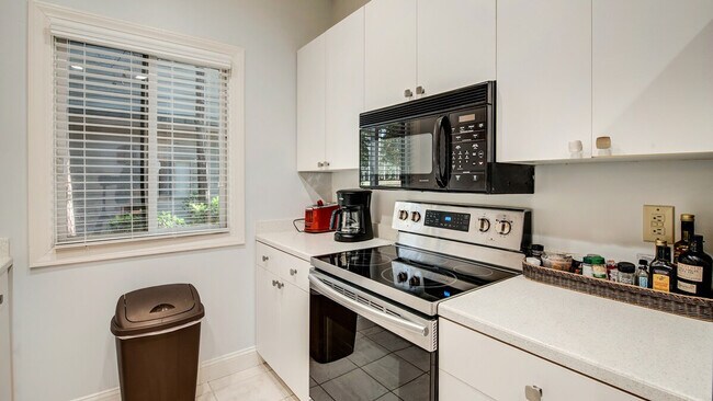 Building Photo - 65 Great Egret Ct