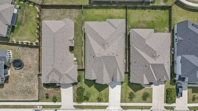 Building Photo - 32336 Noble Crk Dr