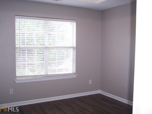 Building Photo - 1113 Misty Meadows Cove