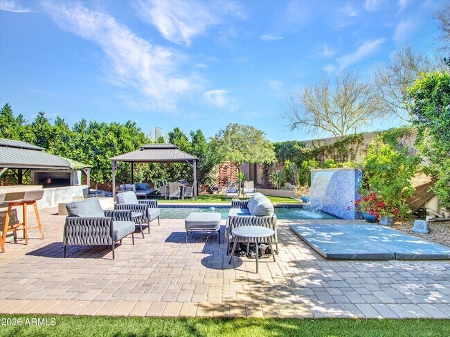 Building Photo - 29523 N 23rd Dr