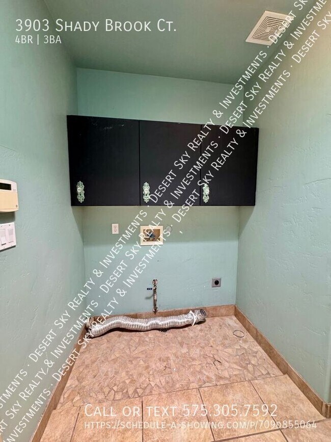 Building Photo - 3903 Shady Brook Ct