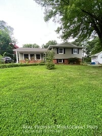 Building Photo - 700 E Roanoke Rd