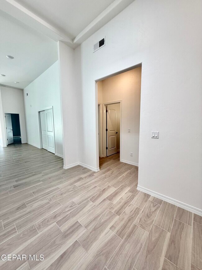 Building Photo - 3645 Bob Snead Dr