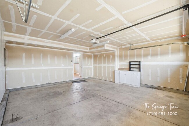 Building Photo - Charming 4-Bedroom Home Near Fort Carson in Glen at Widefield