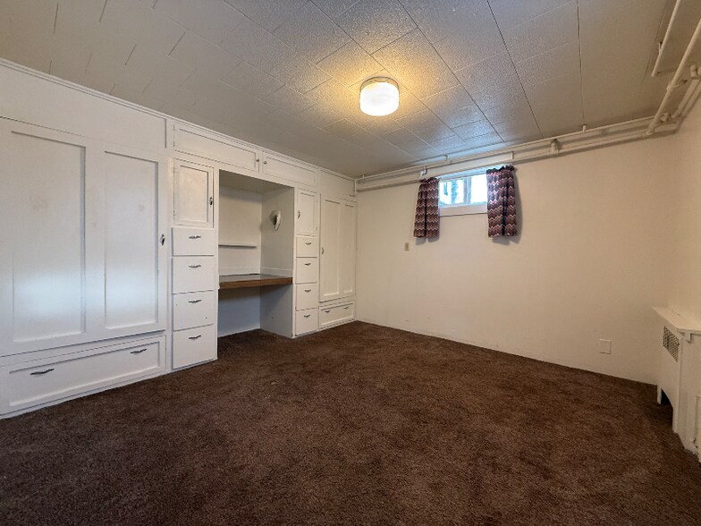 Building Photo - 326 5th Ave SE