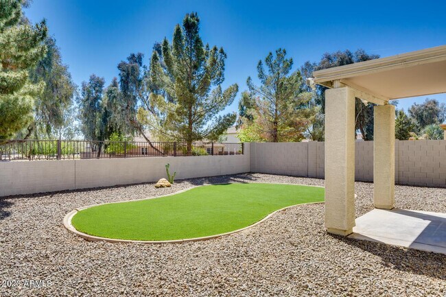 Building Photo - 16003 N Cristine Ln