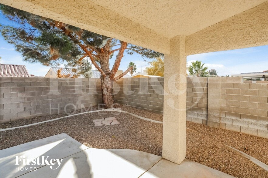 Building Photo - 5412 Redview Ct