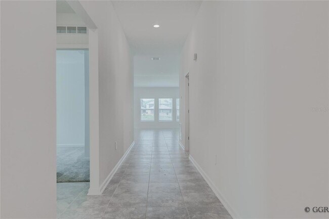 Building Photo - 1520 Brentwood Dr