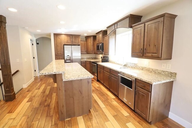 Building Photo - 1/2 off 1st months rent! Close to Utah State University Equestrian Park!