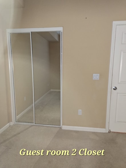 Building Photo - 797 Parc Ln