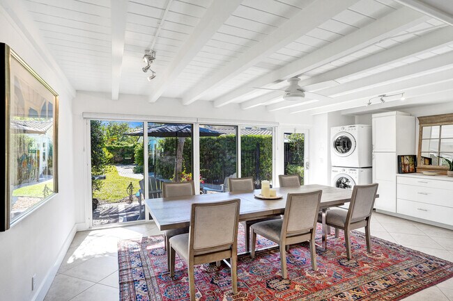 Building Photo - 221 N Swinton Ave